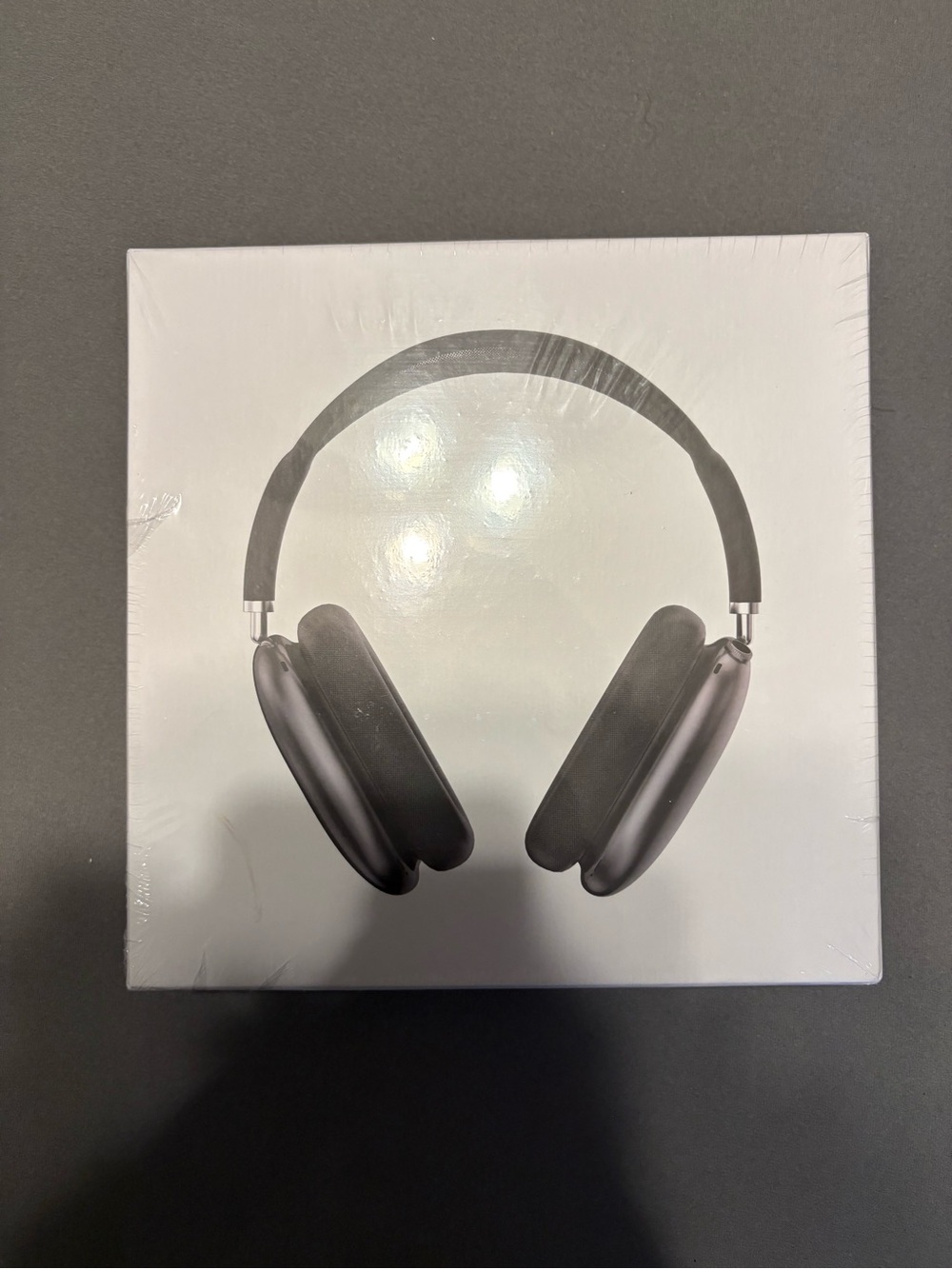 Apple Over-Ear Headphones — Black Finish